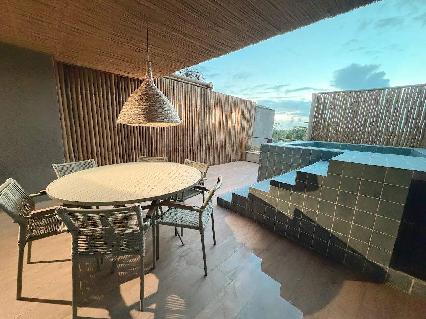 Triplex Exclusivo Piscinas Privativas Aluá Patacho