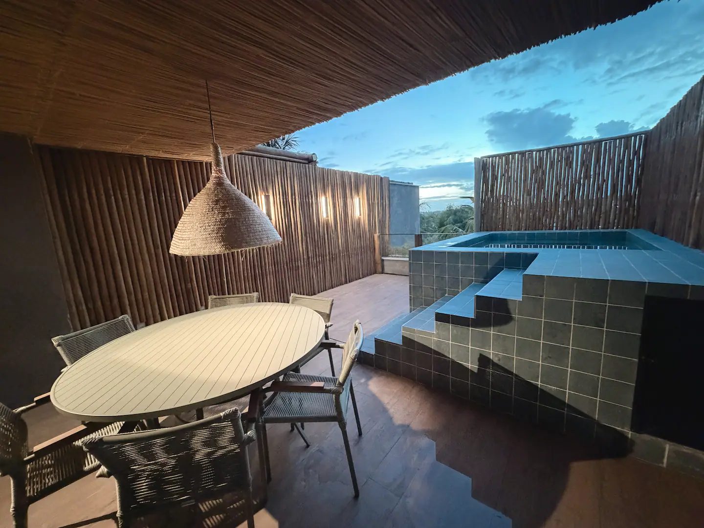 Triplex Exclusivo Piscinas Privativas Aluá Patacho