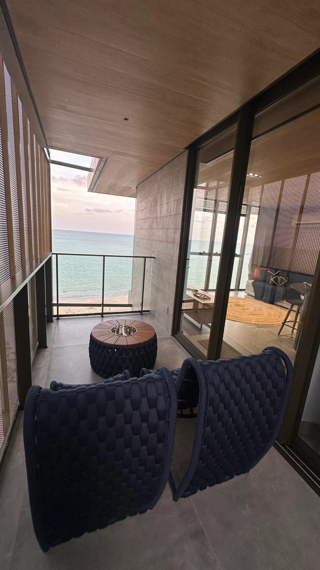 Apto Exclusivo Frente Mar Varanda New Time 1207